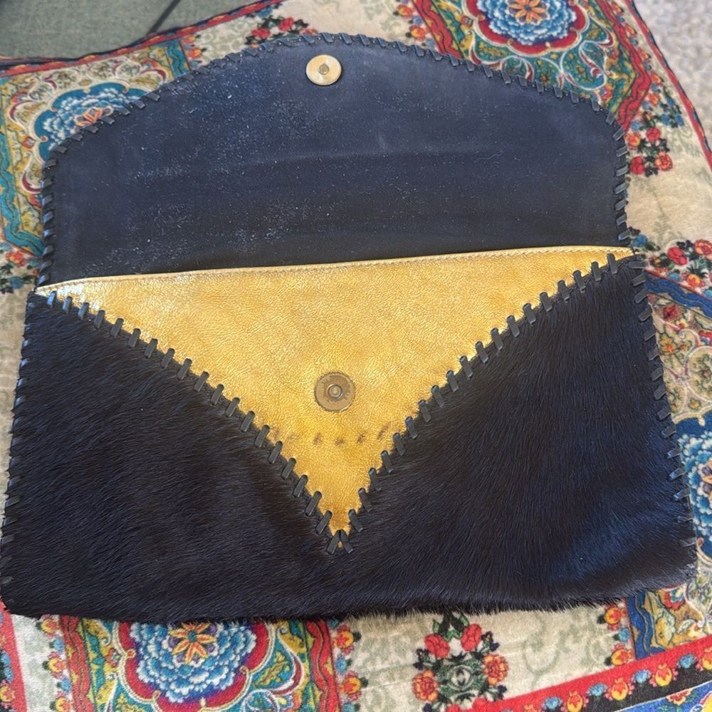 NICOLE MILLER black pony hair clutch with gold triangle leather - Picture 5 of 9